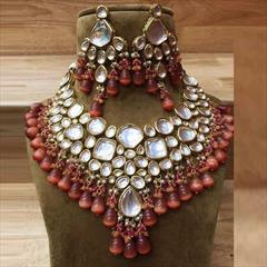 Orange color Necklace in Metal Alloy studded with Beads, Kundan & Gold Rodium Polish : 1866142