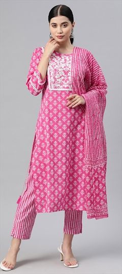 Casual, Summer Pink and Majenta color Salwar Kameez in Cotton fabric with Straight Printed, Resham, Thread work : 1867024
