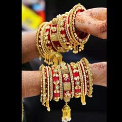 Red and Maroon color Bracelet in Metal Alloy studded with CZ Diamond & Gold Rodium Polish : 1867242