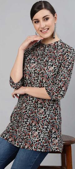 Casual Multicolor color Tops and Shirts in Cotton fabric with Printed work : 1869060