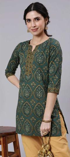 Casual Green color Tops and Shirts in Cotton fabric with Printed work : 1869062
