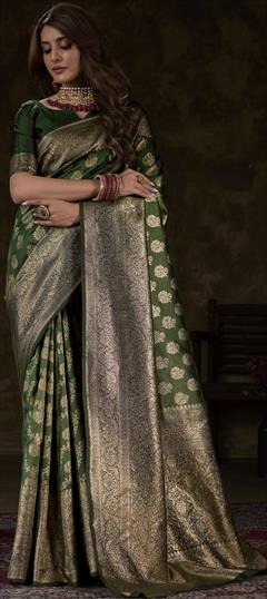 Party Wear, Reception, Traditional Green color Saree in Kanjeevaram Silk, Silk fabric with South Weaving, Zari work : 1869528