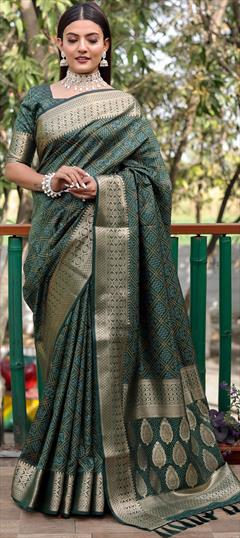 Festive, Party Wear, Traditional Green color Saree in Patola Silk, Silk fabric with Classic, Rajasthani Bandhej, Printed, Weaving work : 1871226