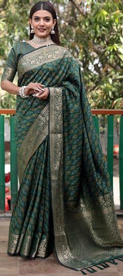Festive, Traditional Green color Saree in Patola Silk, Silk fabric with Rajasthani, South Bandhej, Printed, Weaving work : 1871534