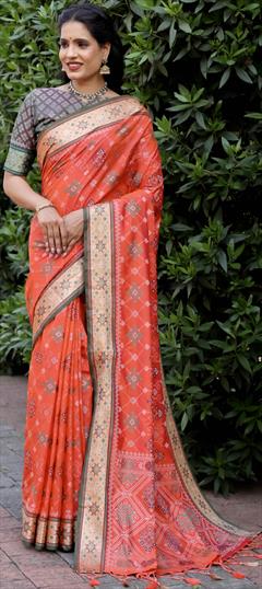 Party Wear, Traditional Orange color Saree in Patola Silk, Silk fabric with South Weaving work : 1873771