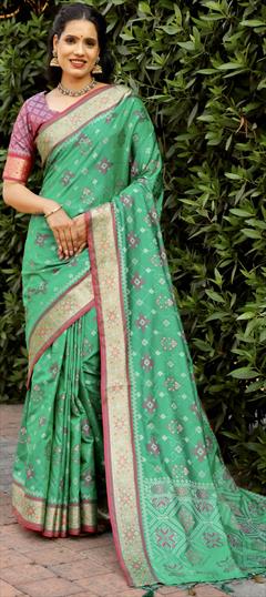Party Wear, Traditional Green color Saree in Patola Silk, Silk fabric with South Weaving work : 1873776
