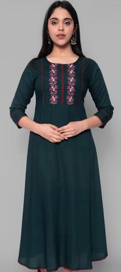 Casual Green color Kurti in Rayon fabric with Anarkali, Long Sleeve Thread work : 1874565