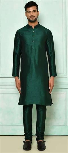 Party Wear Green color Kurta Pyjamas in Art Silk fabric with Thread work : 1875586