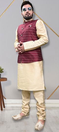 Party Wear Gold color Kurta Pyjama with Jacket in Silk fabric with Lace work : 1877522