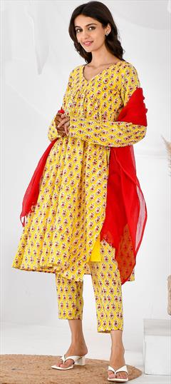 Party Wear, Summer Yellow color Salwar Kameez in Cotton fabric with A Line Printed work : 1882667
