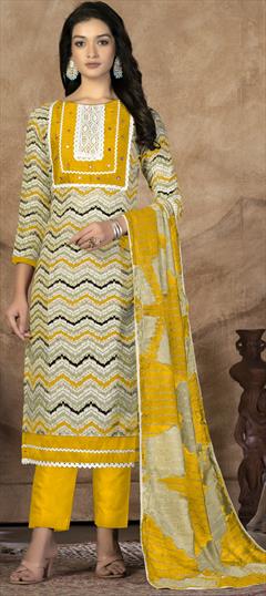 Casual Multicolor color Salwar Kameez in Cotton fabric with Straight Lace, Patch, Printed work : 1887521