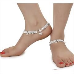 Gold and Silver color Anklet in Metal Alloy studded with Beads & Silver Rodium Polish : 1890103