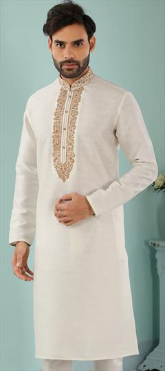 Party Wear White and Off White color Kurta in Cotton fabric with Embroidered, Thread work : 1891152