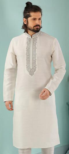 Party Wear White and Off White color Kurta in Blended Cotton fabric with Embroidered, Thread work : 1891154