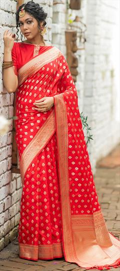 Party Wear, Traditional Red and Maroon color Saree in Banarasi Silk fabric with South Weaving work : 1891553