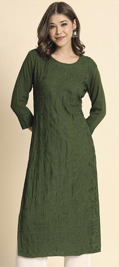 Casual Green color Kurti in Rayon fabric with Long Sleeve, Straight Embroidered, Resham, Thread work : 1891575
