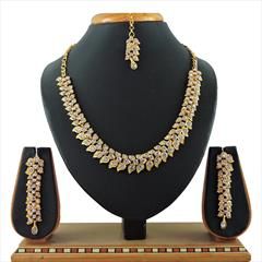 White and Off White color Necklace in Copper, Metal Alloy studded with CZ Diamond & Gold Rodium Polish : 1892397