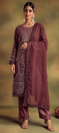 Festive, Party Wear, Reception Purple and Violet color Salwar Kameez in Georgette fabric with Pakistani, Straight Embroidered, Resham, Thread work : 1893028