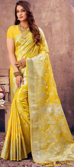 Reception, Traditional Yellow color Saree in Banarasi Silk, Silk fabric with South Weaving, Zari work : 1896396