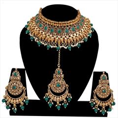 Green color Necklace in Metal Alloy studded with Austrian diamond, Kundan & Gold Rodium Polish : 1896838