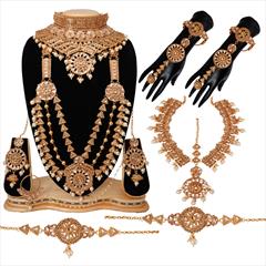 Beige and Brown color Bridal Jewelry in Metal Alloy studded with Austrian diamond & Gold Rodium Polish : 1896845
