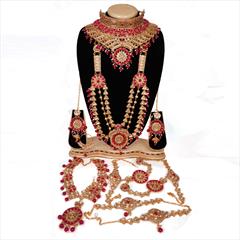 Red and Maroon color Bridal Jewelry in Metal Alloy studded with Austrian diamond & Gold Rodium Polish : 1896854