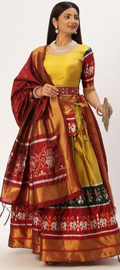 Navratri, Reception Yellow color Lehenga in Litchi Silk fabric with Flared Printed work : 1898125