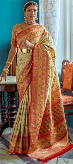Festive, Traditional, Wedding Beige and Brown color Saree in Banarasi Silk fabric with South Weaving, Zari work : 1902126