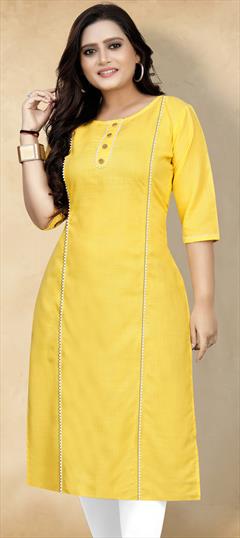 Casual Yellow color Kurti in Cotton fabric with Straight Lace work : 1902344