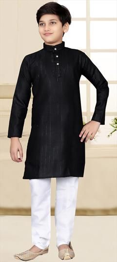 Party Wear Black and Grey color Boys Kurta Pyjama in Blended Cotton fabric with Thread work : 1902778