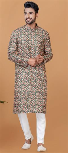 Party Wear Multicolor color Kurta Pyjamas in Cotton fabric with Digital Print work : 1902877