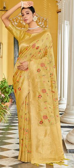 Party Wear, Traditional Gold color Saree in Banarasi Silk, Silk fabric with South Weaving work : 1904581
