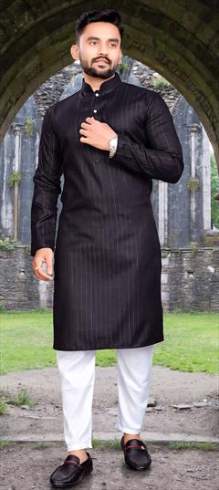 Party Wear Black and Grey color Kurta Pyjamas in Blended Cotton fabric with Thread work : 1905575