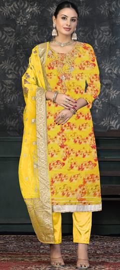 Engagement, Festive, Reception Yellow color Salwar Kameez in Organza Silk fabric with Straight Bugle Beads, Cut Dana, Floral, Lace, Printed work : 1906340