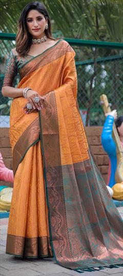Party Wear, Traditional Beige and Brown color Saree in Kanjeevaram Silk, Silk fabric with South Weaving, Zari work : 1908217