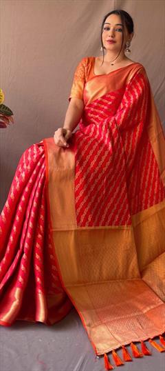 Party Wear, Traditional Red and Maroon color Saree in Patola Silk, Silk fabric with South Weaving work : 1908618