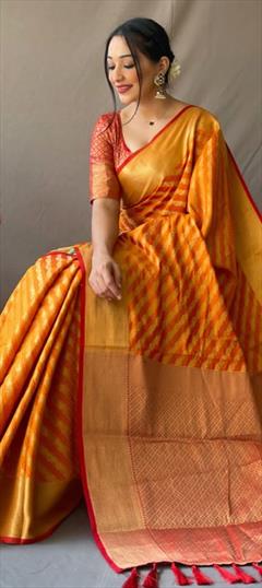 Party Wear, Traditional Orange color Saree in Patola Silk, Silk fabric with South Weaving work : 1908622
