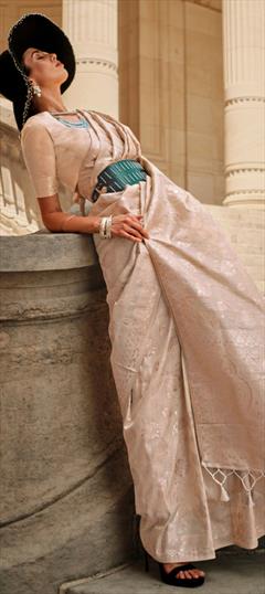 Party Wear, Traditional Beige and Brown color Saree in Handloom fabric with Bengali Weaving, Zari work : 1908952