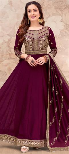 Party Wear, Reception Pink and Majenta color Gown in Silk fabric with Embroidered, Sequence, Thread, Zari work : 1909117