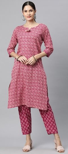 Festive, Summer Pink and Majenta color Salwar Kameez in Cotton fabric with Straight Printed work : 1914442