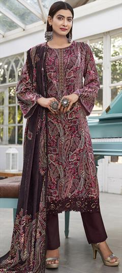 Festive, Party Wear, Reception Purple and Violet color Salwar Kameez in Velvet fabric with Pakistani, Straight Digital Print, Resham, Thread work : 1915798