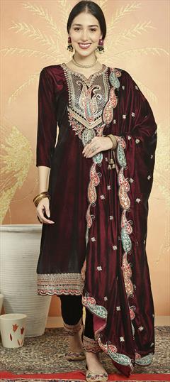 Mehendi Sangeet, Reception, Wedding Red and Maroon color Salwar Kameez in Velvet fabric with Pakistani, Straight Resham, Sequence, Thread work : 1916814