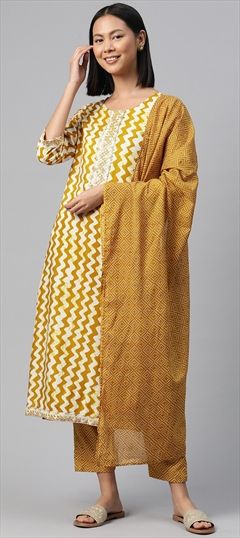 Festive, Summer Yellow color Salwar Kameez in Rayon fabric with Straight Bandhej, Printed, Resham, Thread work : 1916862