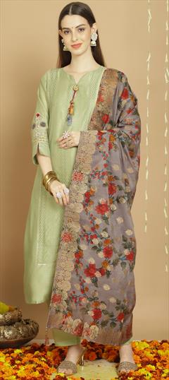 Festive, Party Wear Green color Salwar Kameez in Chanderi Silk fabric with Palazzo, Straight Lace, Zardozi work : 1917016