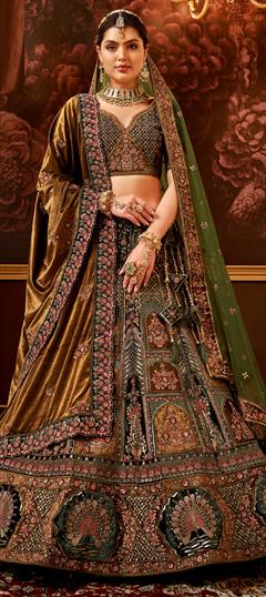 Bridal, Wedding Green color Lehenga in Velvet fabric with Flared Embroidered, Resham, Sequence, Thread, Zari work : 1917097