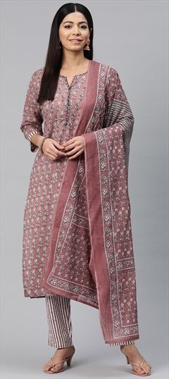 Festive, Summer Purple and Violet color Salwar Kameez in Cotton fabric with Straight Floral, Printed work : 1917921