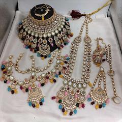 Multicolor color Bridal Jewelry in Metal Alloy studded with CZ Diamond, Kundan & Gold Rodium Polish : 1918825