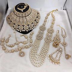 White and Off White color Bridal Jewelry in Metal Alloy studded with CZ Diamond, Kundan & Gold Rodium Polish : 1918827