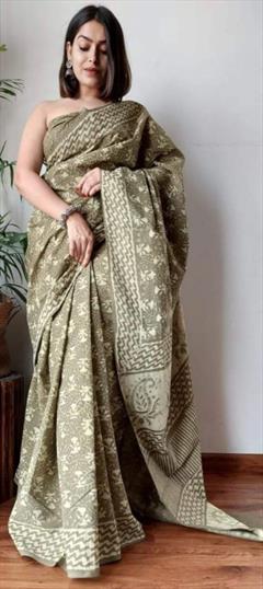 Casual, Traditional Green color Saree in Linen fabric with Bengali Digital Print work : 1919440