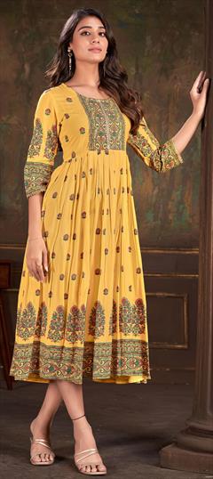 Casual, Party Wear Yellow color Kurti in Cotton fabric with Anarkali, Long Sleeve Printed work : 1920541